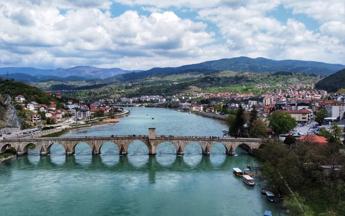 The real multi-arched Mehmed Paša Sokolović Bridge over the Drina River at Višegrad, seen from above