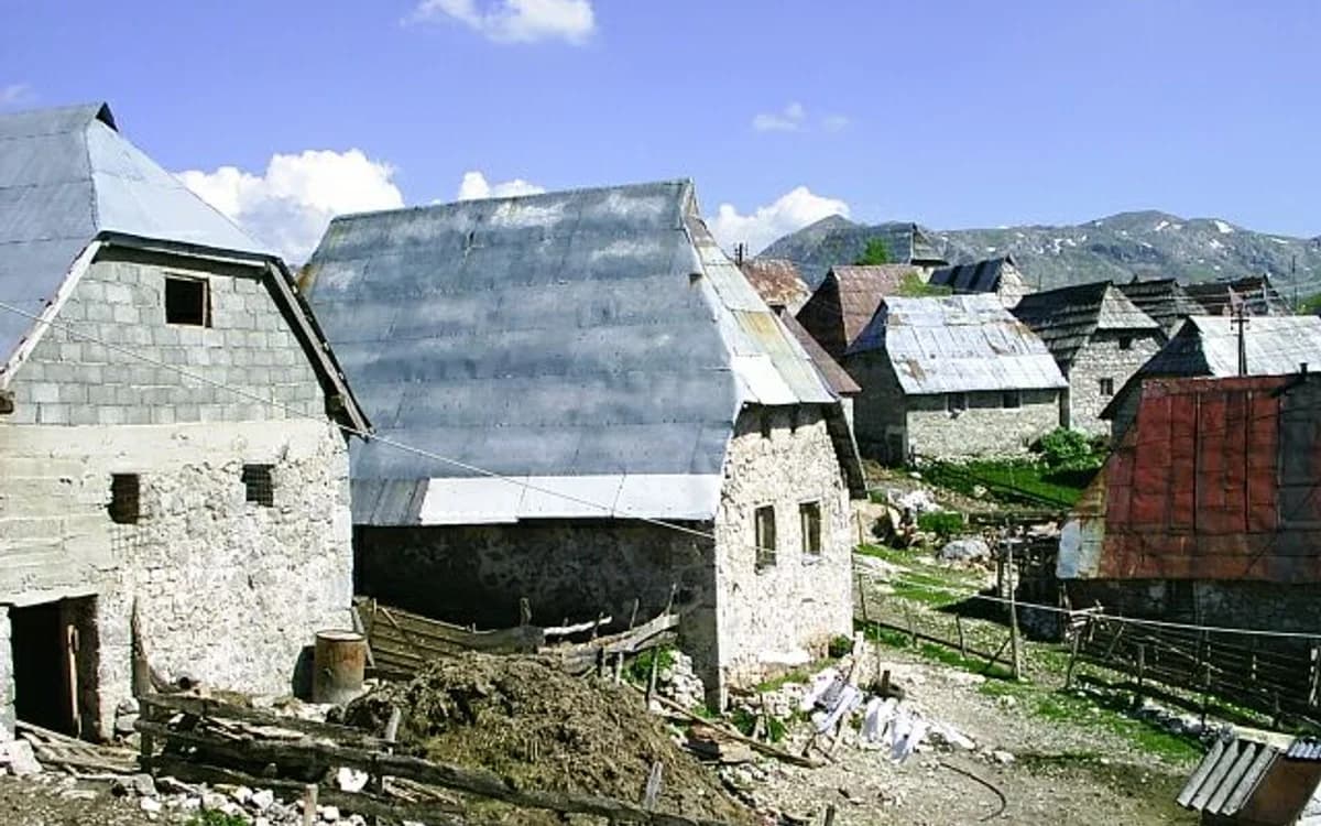 Historic stone-built mountain village houses in Lukomir