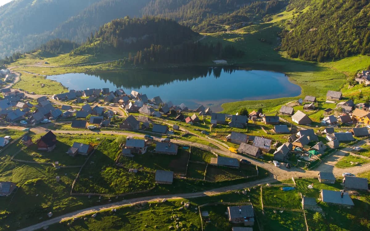 A genuine mountain lake and village in Fojnica municipality, not a pool at Reumal